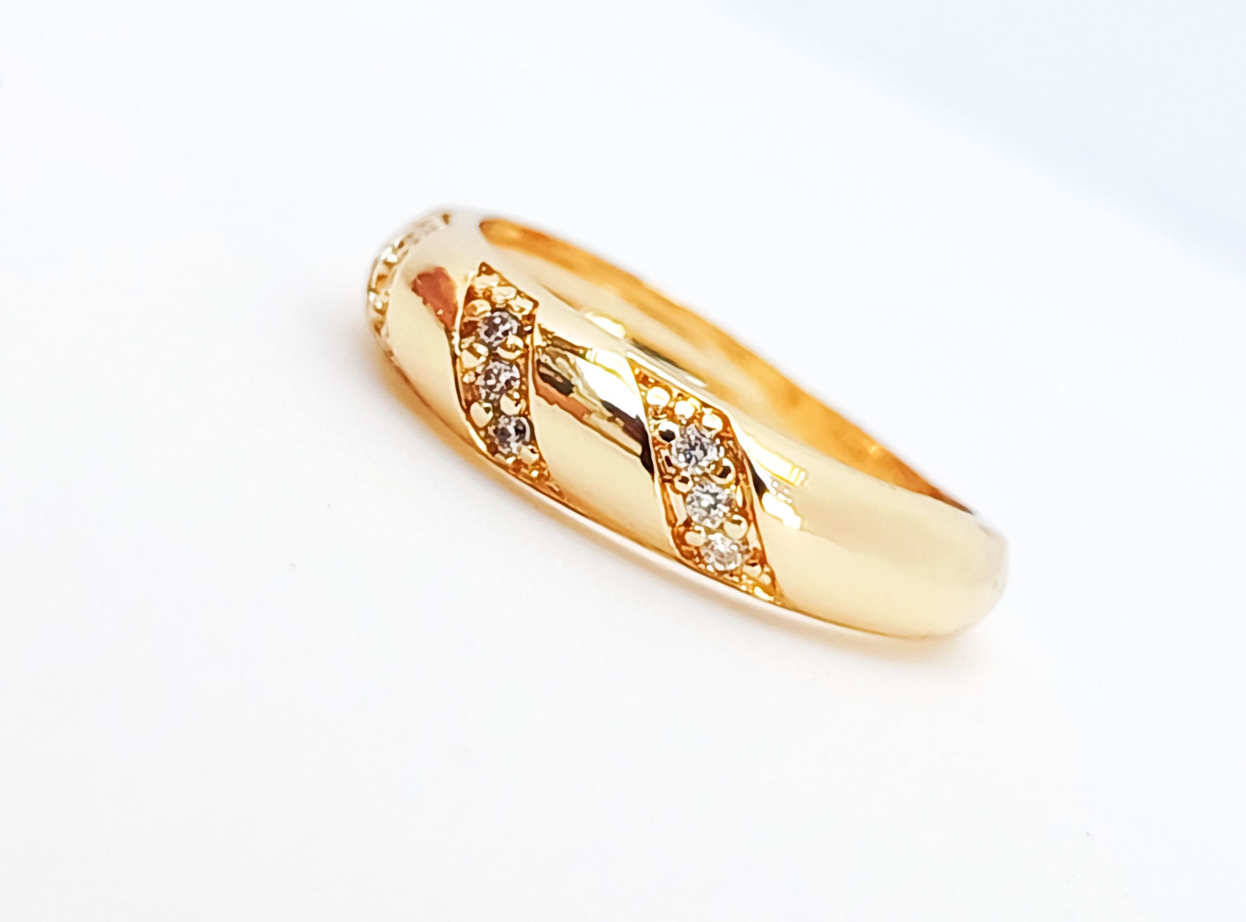 Anel Aparador com 3 Fios de Zircônias