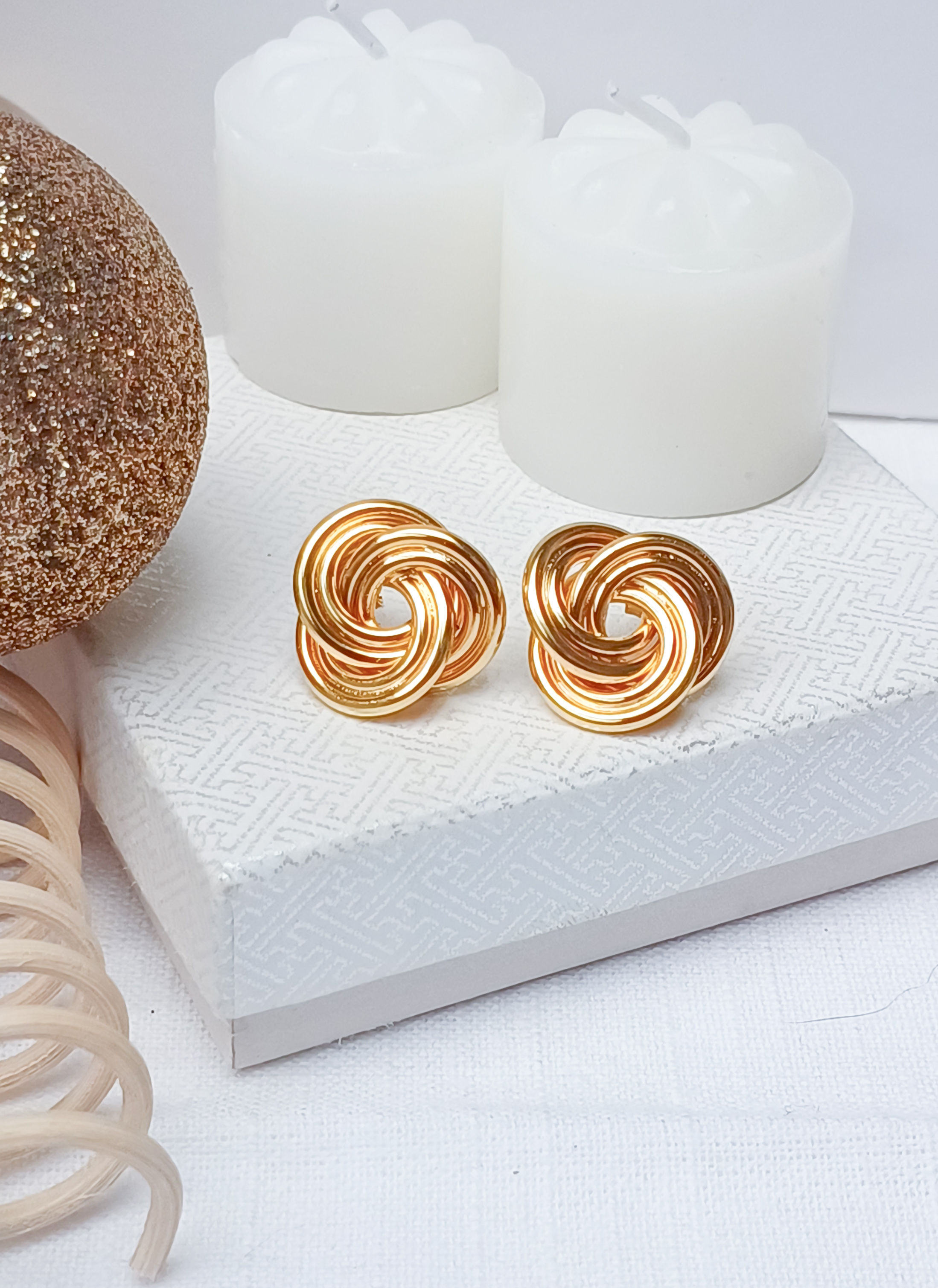 Brinco de Círculos Dourado