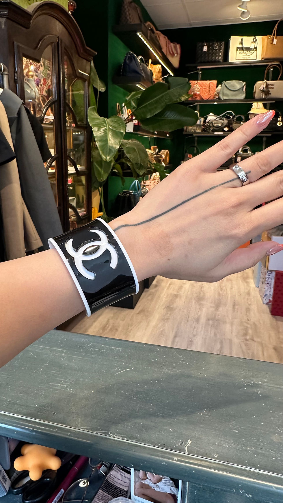 Thumbnail: Chanel bracelet