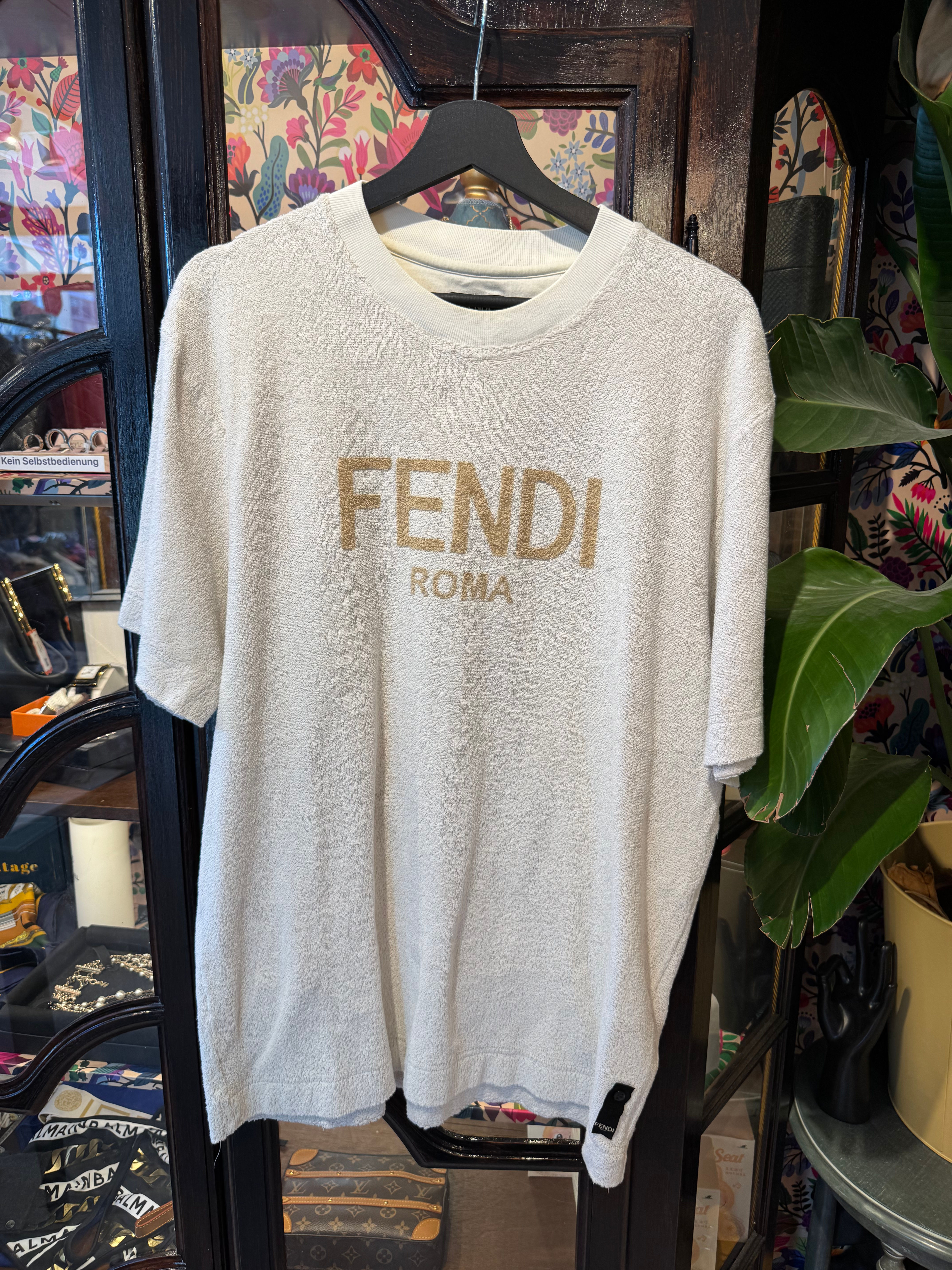 Fendi T-shirt size L