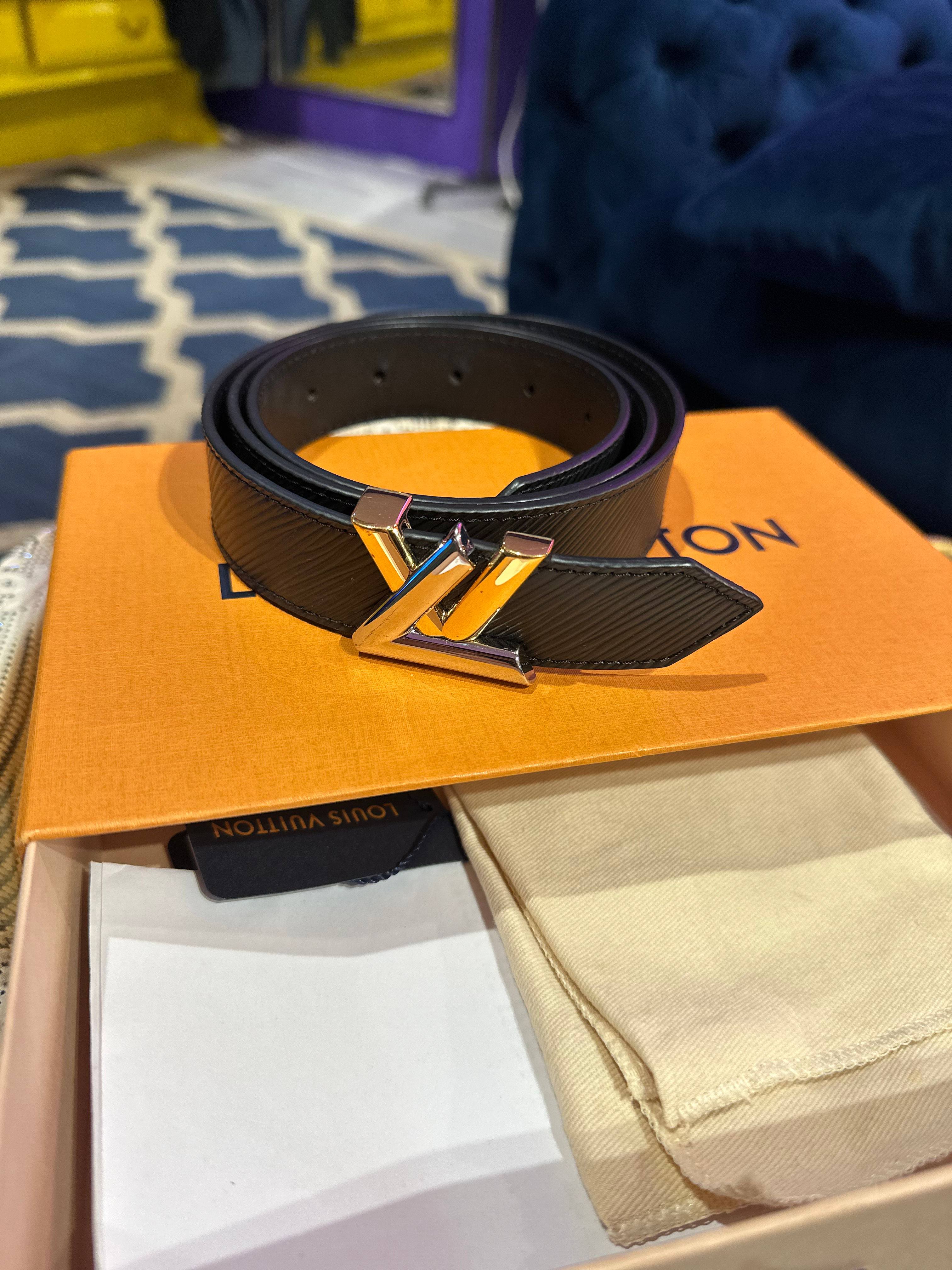 Louis Vuitton Belt size 90cm