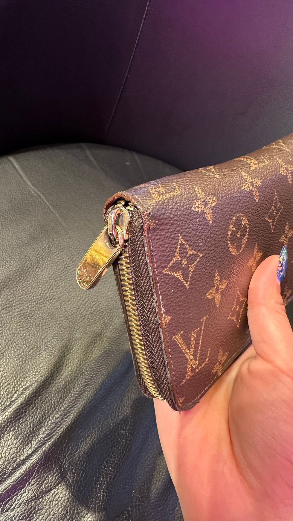 Hình thu nhỏ: Louis Vuitton Zippy Wallet