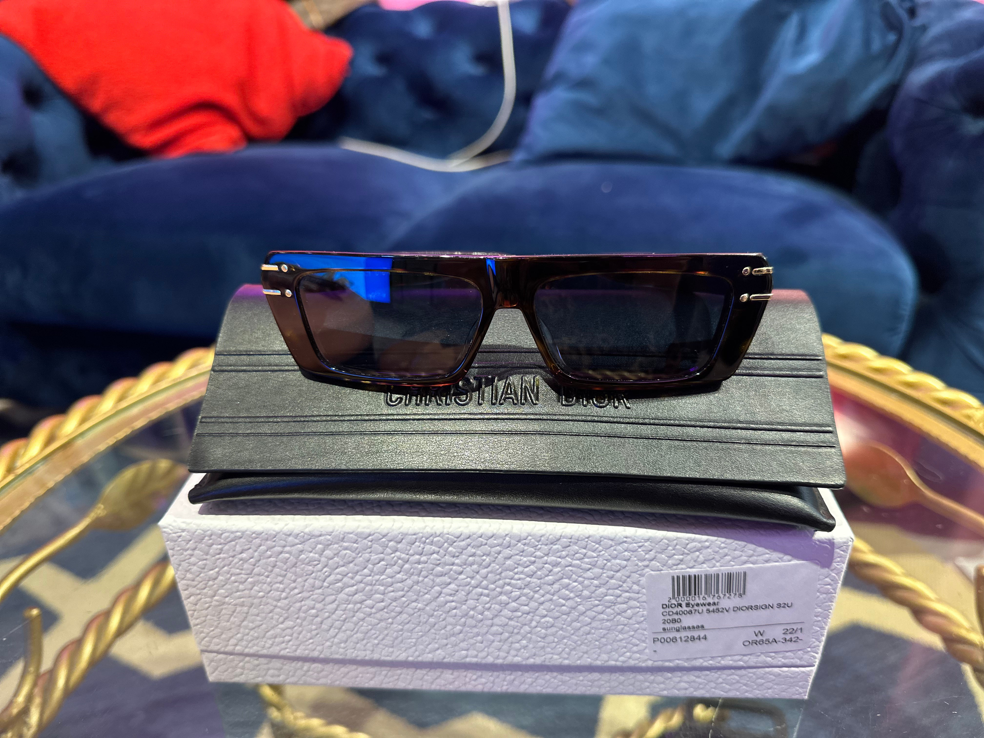 Dior sunglass