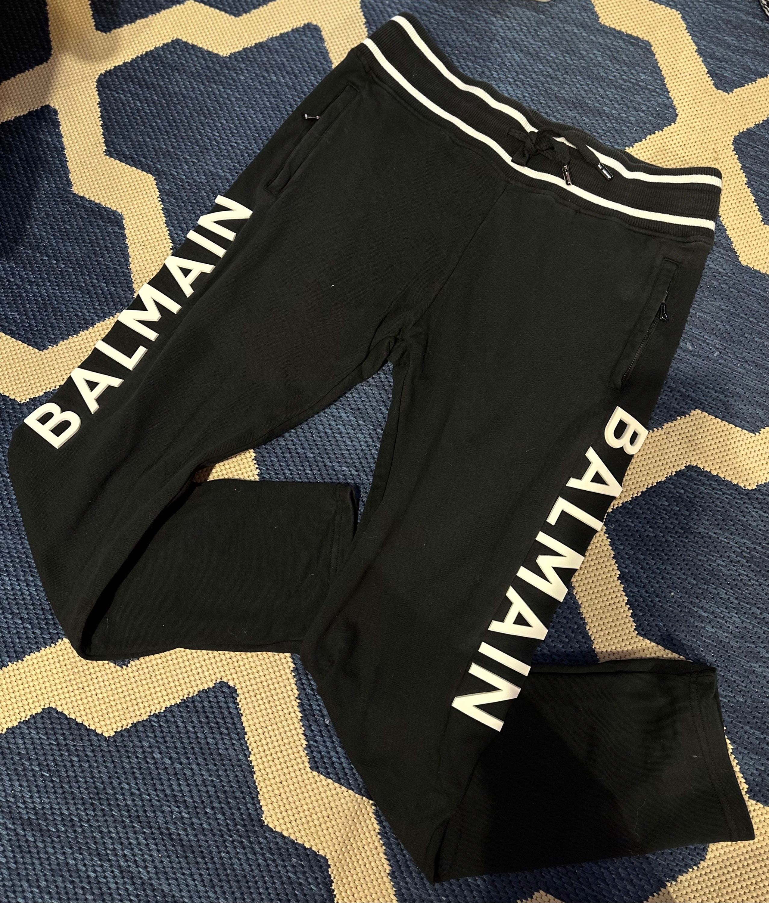 Balmain Jogging size M