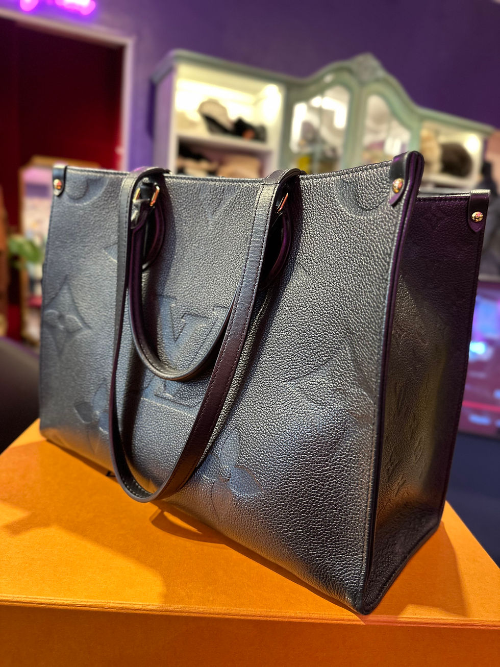 Thumbnail: Louis Vuitton Onthego MM Bag