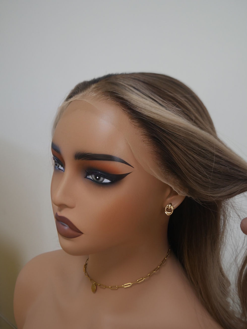 Thumbnail: Model JOLIE