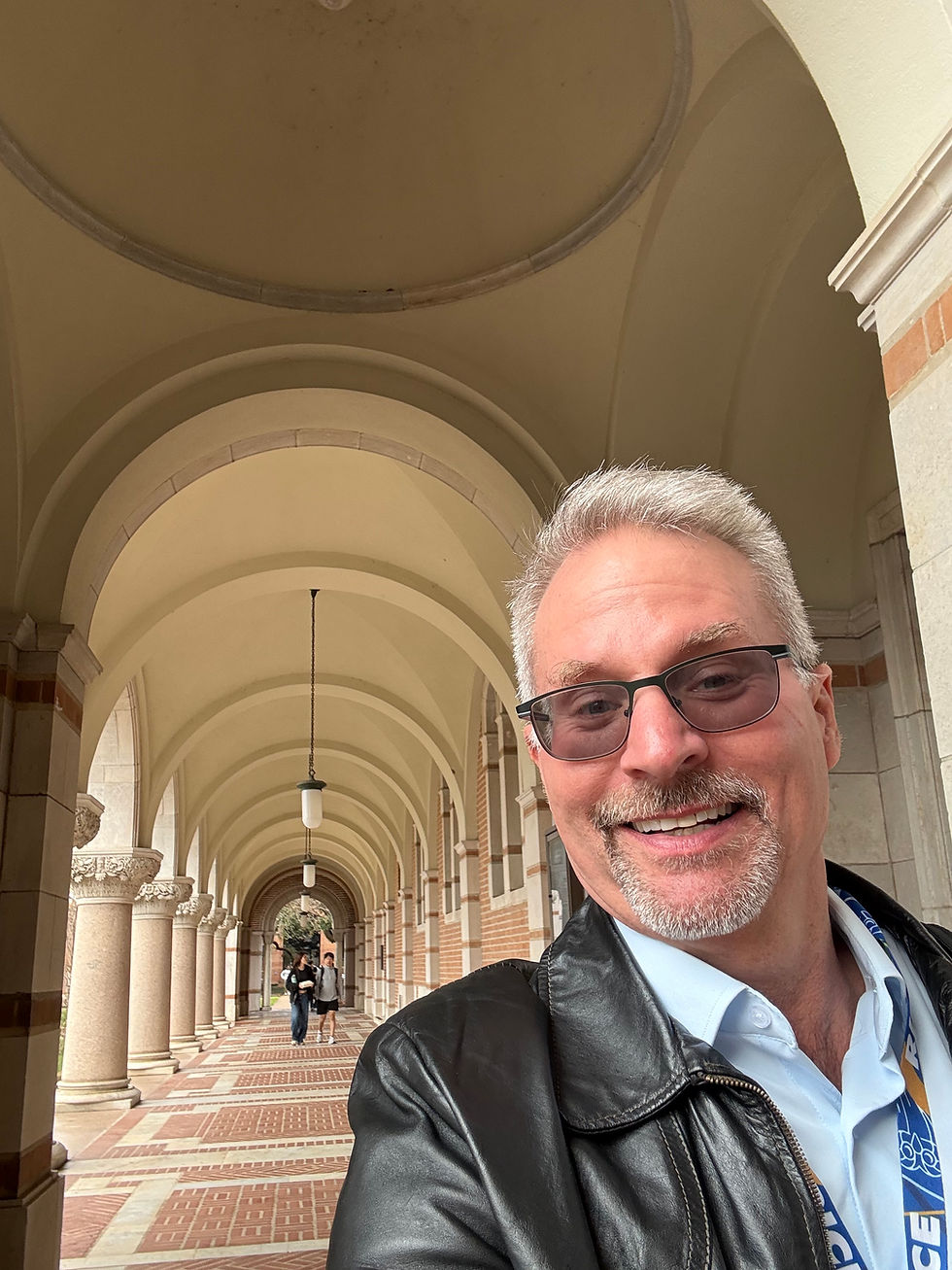Arched arcade on Rice's campus