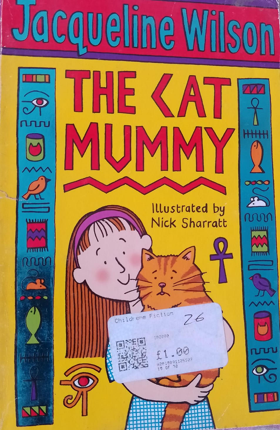 The Cat Mummy book cover with girl and cat, Illustrated by Nick Sharratt.