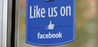 Facebook's Like Buttons Are Tiny Surveillance Cameras for Zuckerberg's Advertisers - Heads U