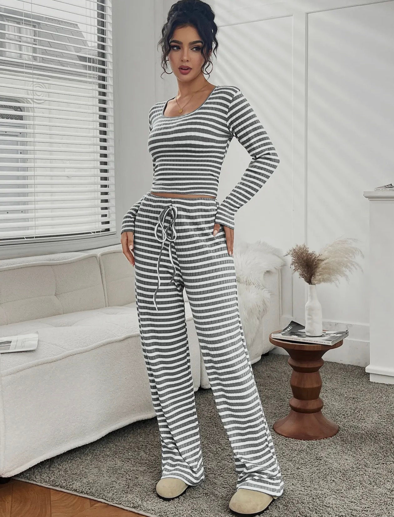 Grey lounge crop set 