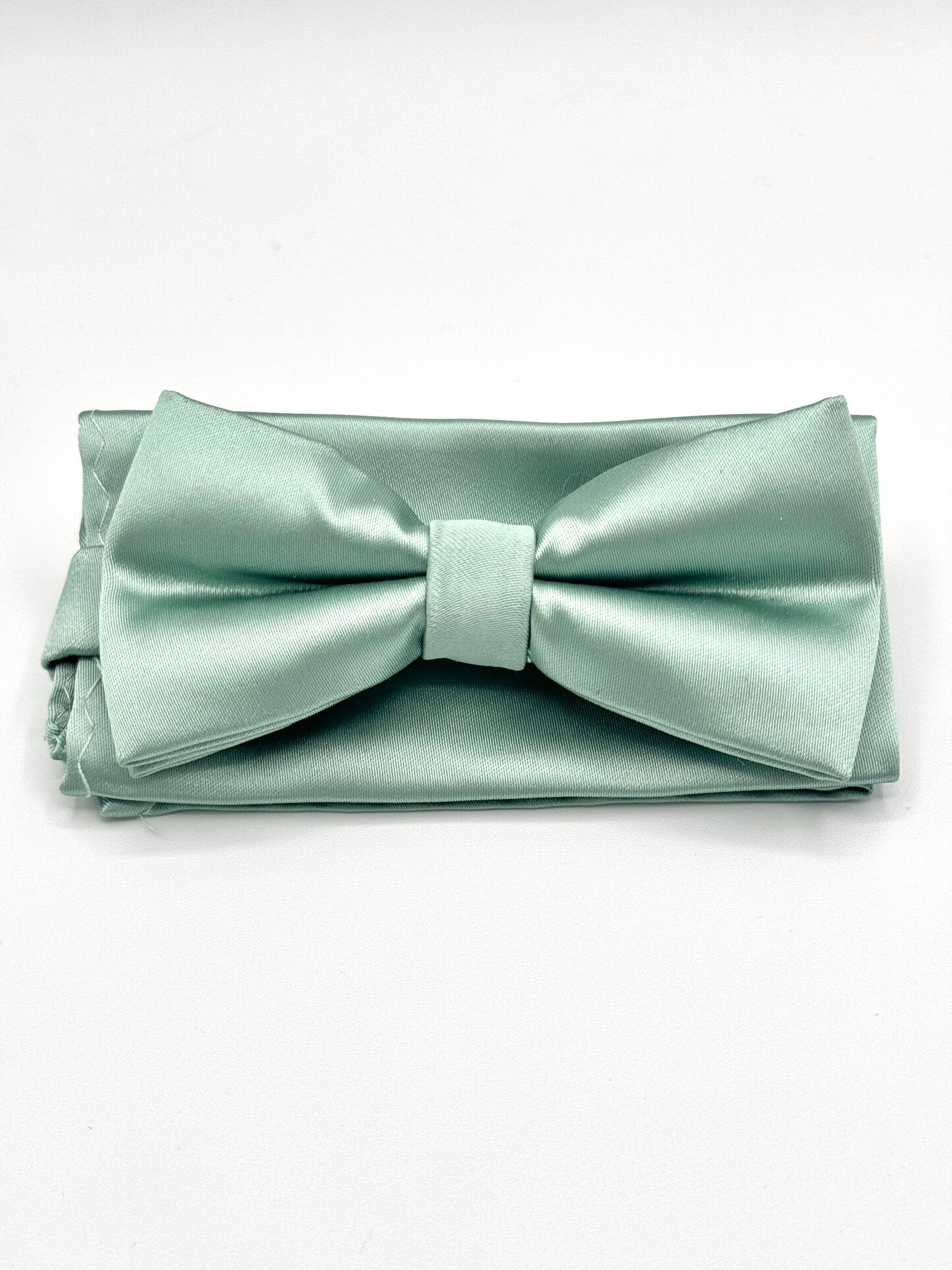 Noeud papillon avec pochette  en satin vert d’eau 