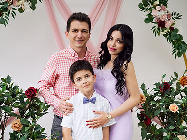 Family photography in Katy photo studio