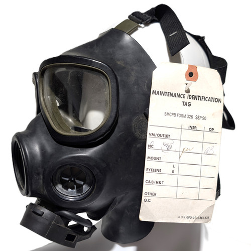 U.S. M40 Series Protective Gas Mask w/ Carrier, Spare Lenses
