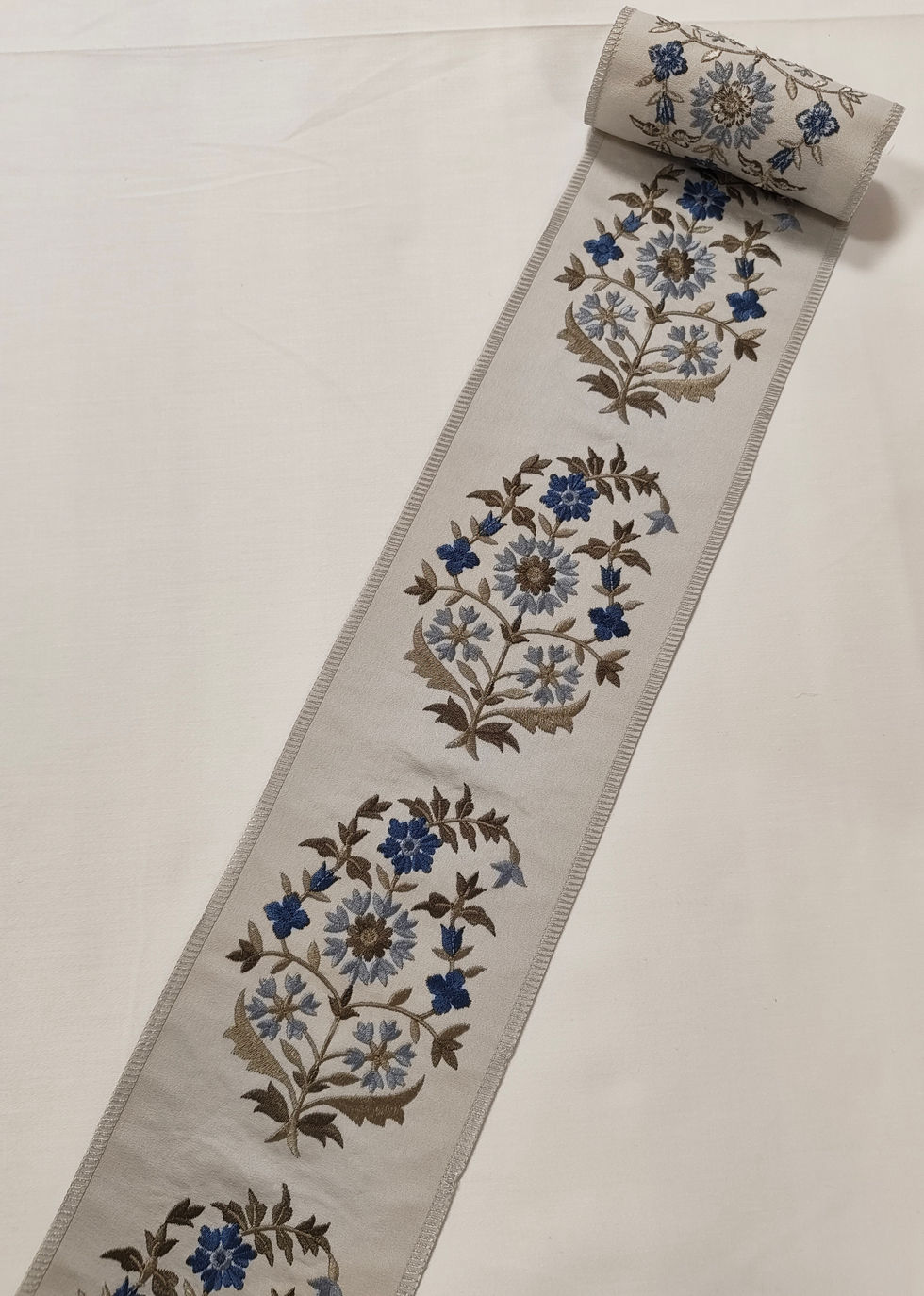 CSatB  Floral paisley in blues  25
