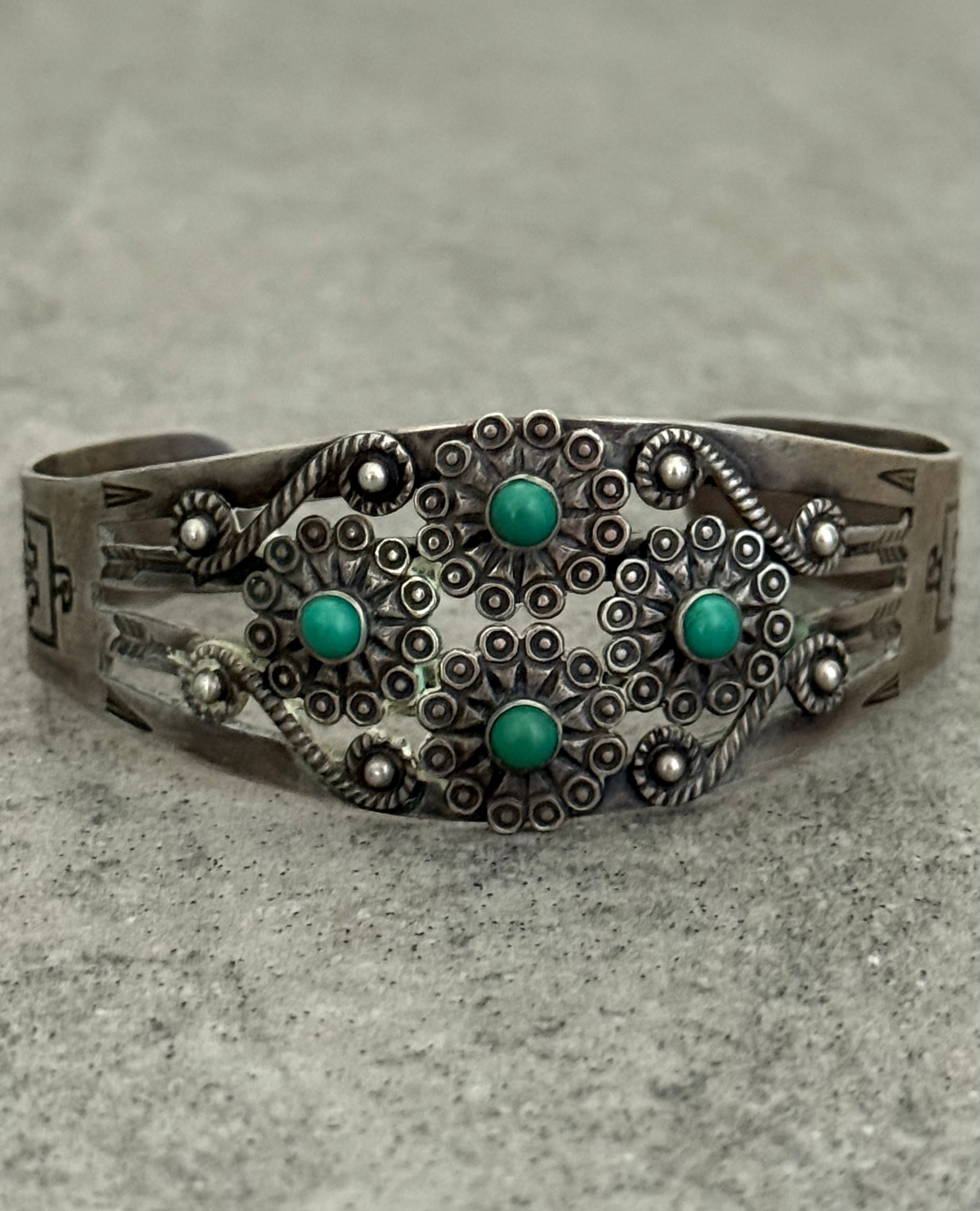 FRED HARVEY ERA Navajo Snake eye Turquoise flowers Thunderbird Sterling Bracelet