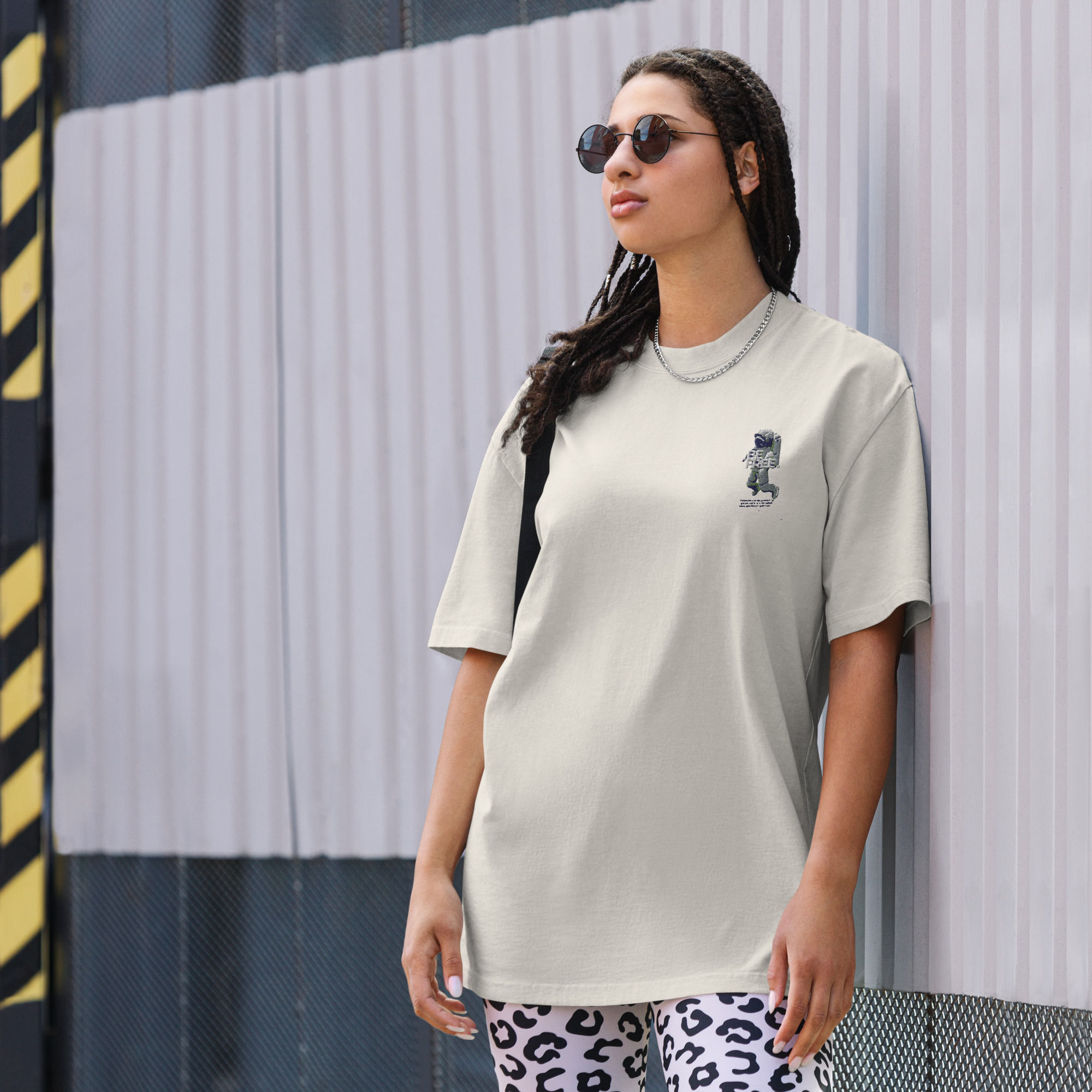 Women Oversized faded t-shirt