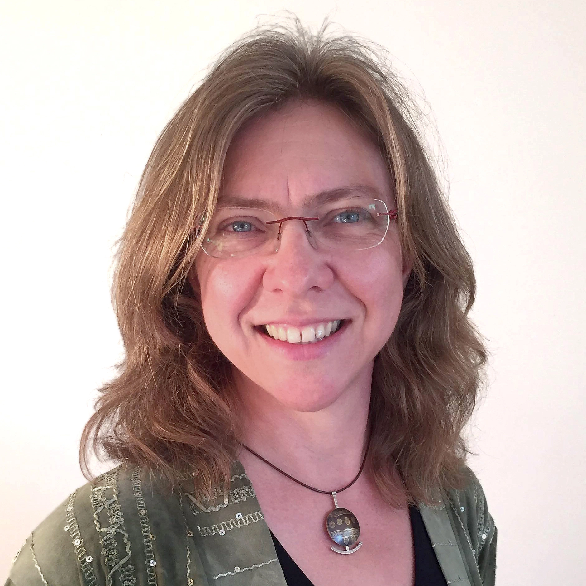 Anne Wolf