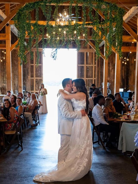 Willow Oaks Wedding Venue, Sevierville TN, Knoxville TN, Bride, Groom, Greenery Hoop, Wedding Dress, Wedding Reception, The Granary, Farm