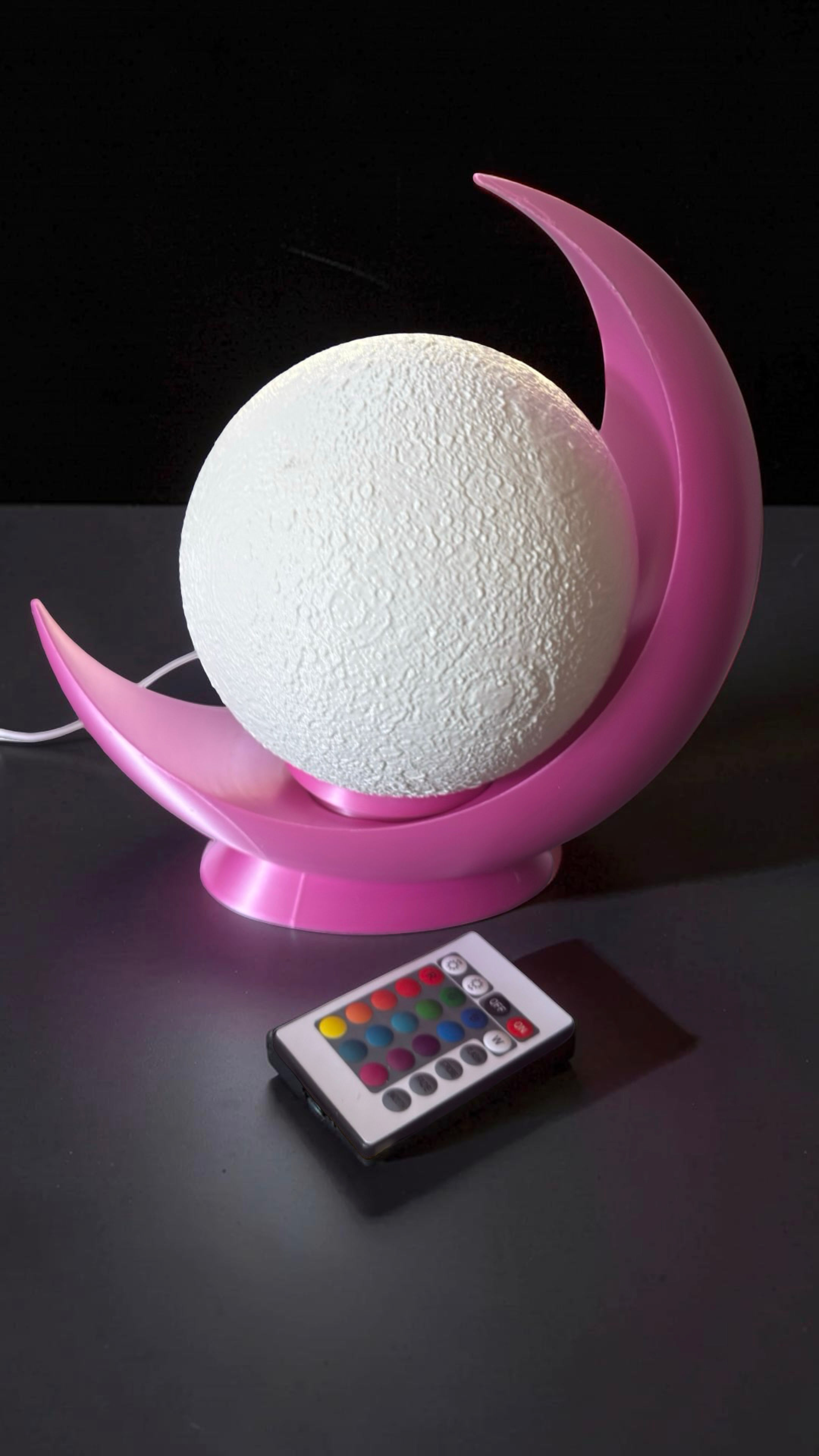 Luna Éclipse – Lampe Lune Rotative LED RGB en PLA 3D