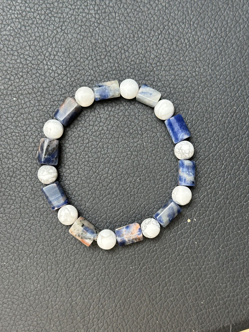 Miniatura: Bracelet de perles bleues et blanches