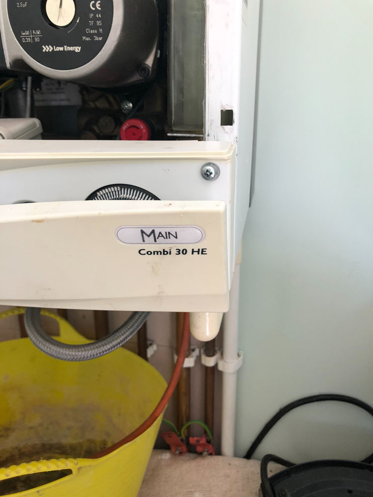 BROKEN BOILER MAIN 30HE