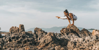 International Yoga Instructor in Koh Samui Eranur Shahda in Titibasana