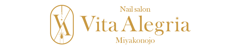 vitanaillogo.png