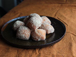 M9-12アムチュールシュガードーナツ