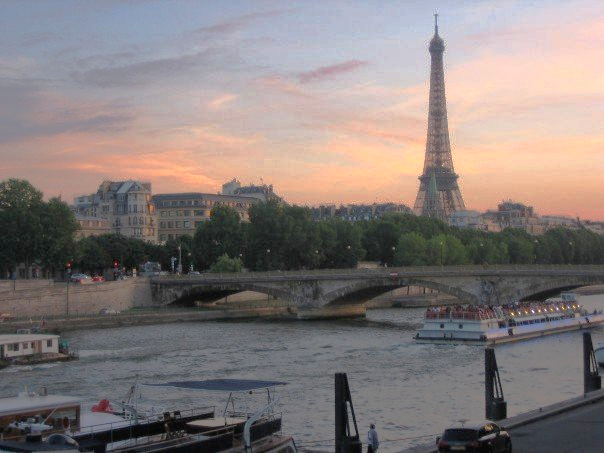 Seine Riverwalk in Paris