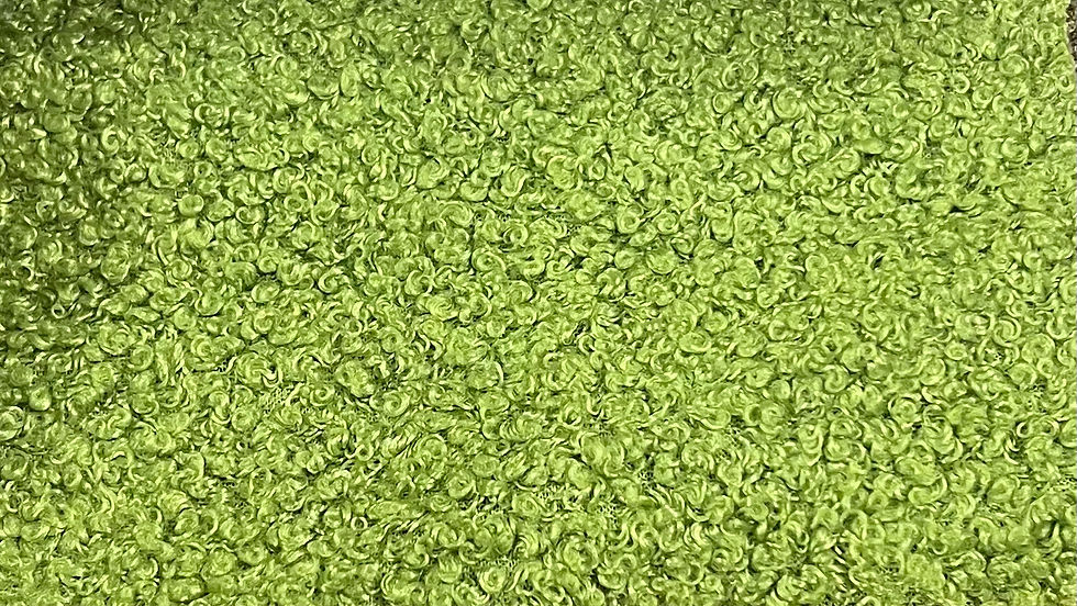 Miniatura: Cuscino personalizzato a forma di nuvola; misura 43 x 35 cm. colore verde