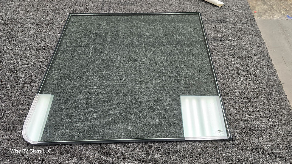 2000-2009 Fleetwood Triple, Lower, Front, Stationary Glass Unit