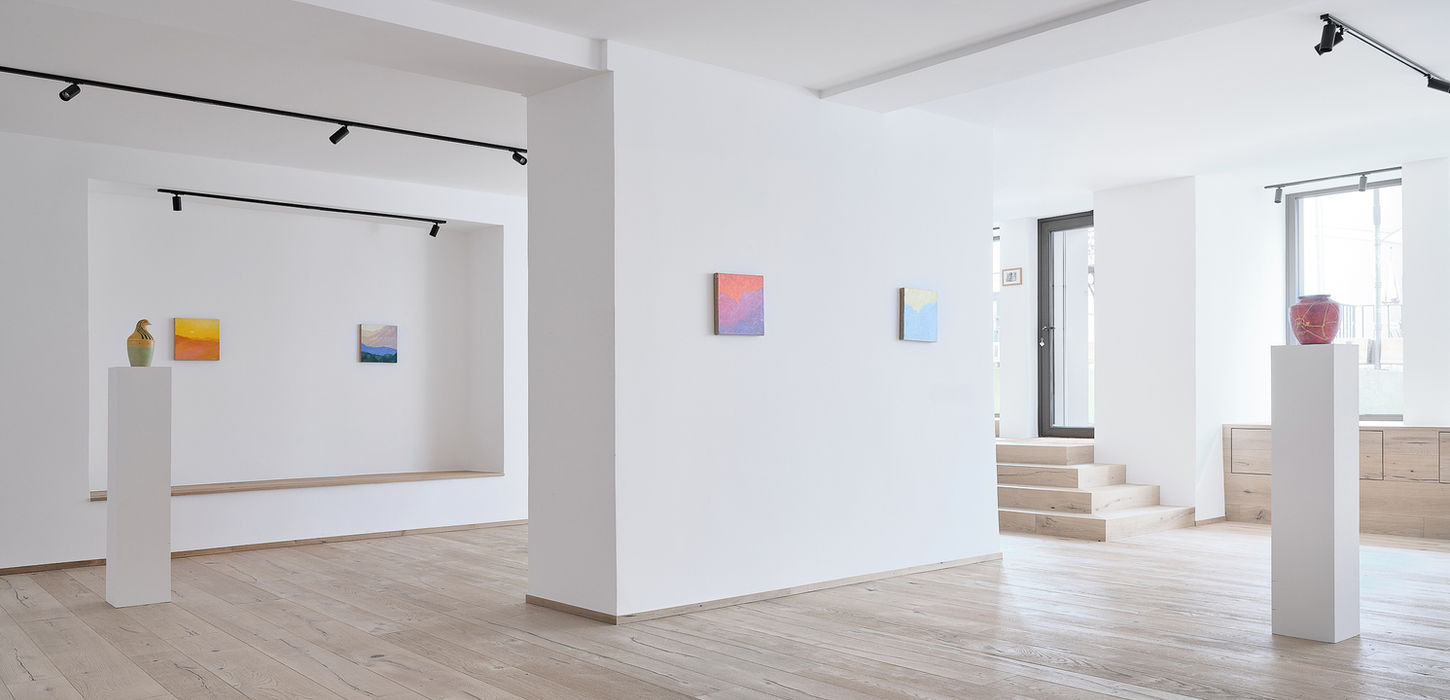 Galerieansicht der Ausstellung Herbstimpressionen des Kitzbüheler Künstlers Kaspar Laurenz