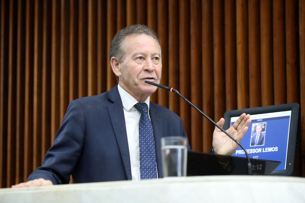 Professores e funcionários públicos que atuam em distritos rurais, segundo ele, terão de pagar pedágio diariamente.