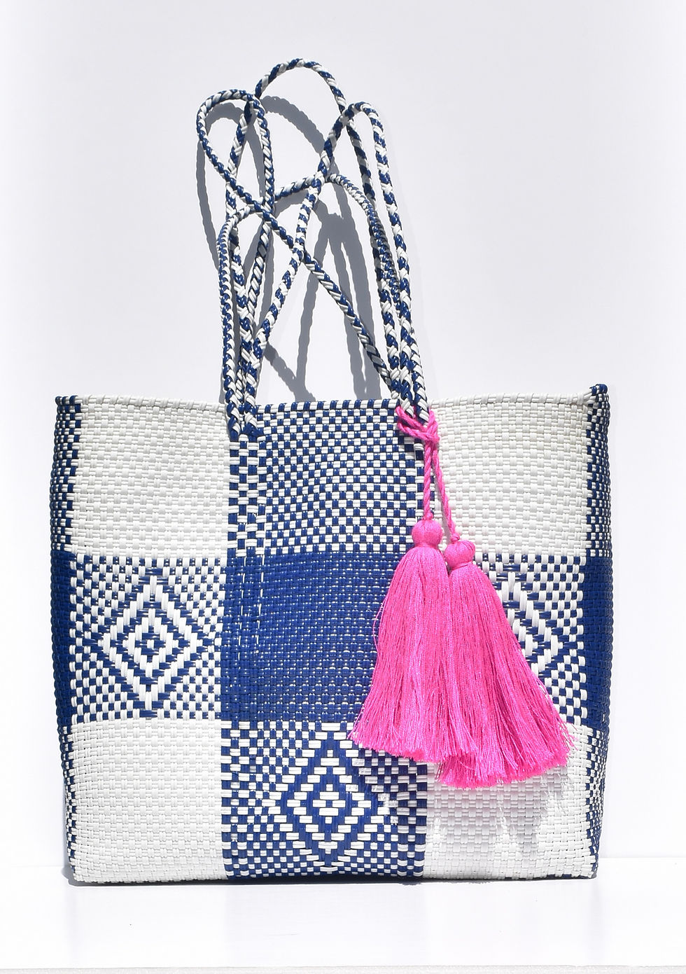 Thumbnail: Timeless Tote: Diamante Azul