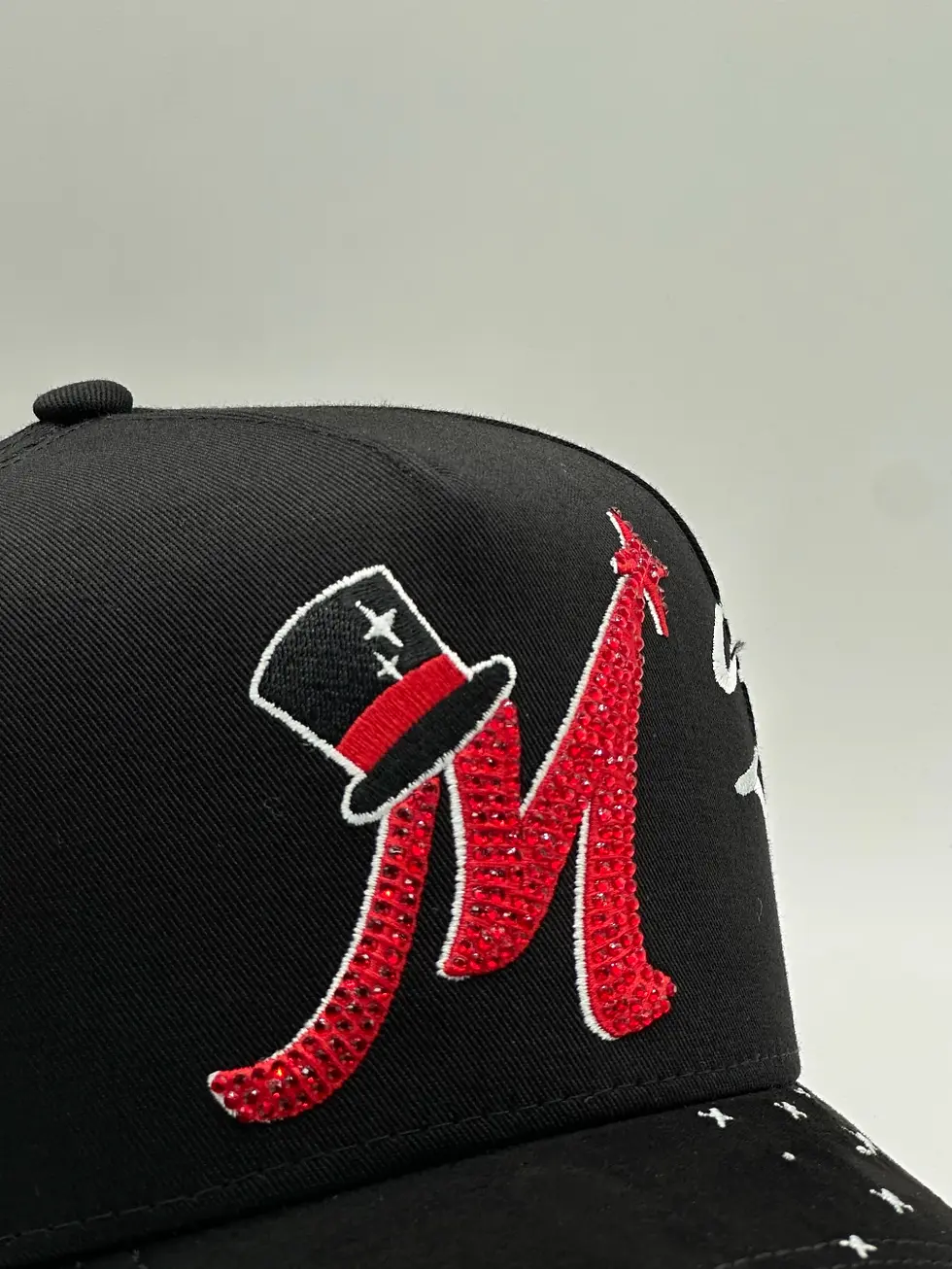 Miniatura: 31 HATS X EL MAGO // EL MAGO