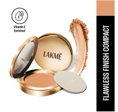 Thumbnail: Lakme 9 To 5 Powerplay Matte Compact, Oil Control Formula, With Vitamin E