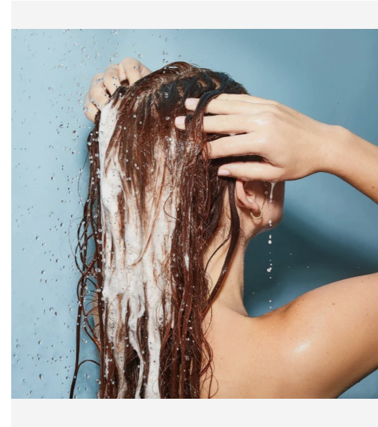 Thumbnail: Olaplex No. 4 Bond Maintenance Strengthening And Reparative Hair Shampoo (1000ml
