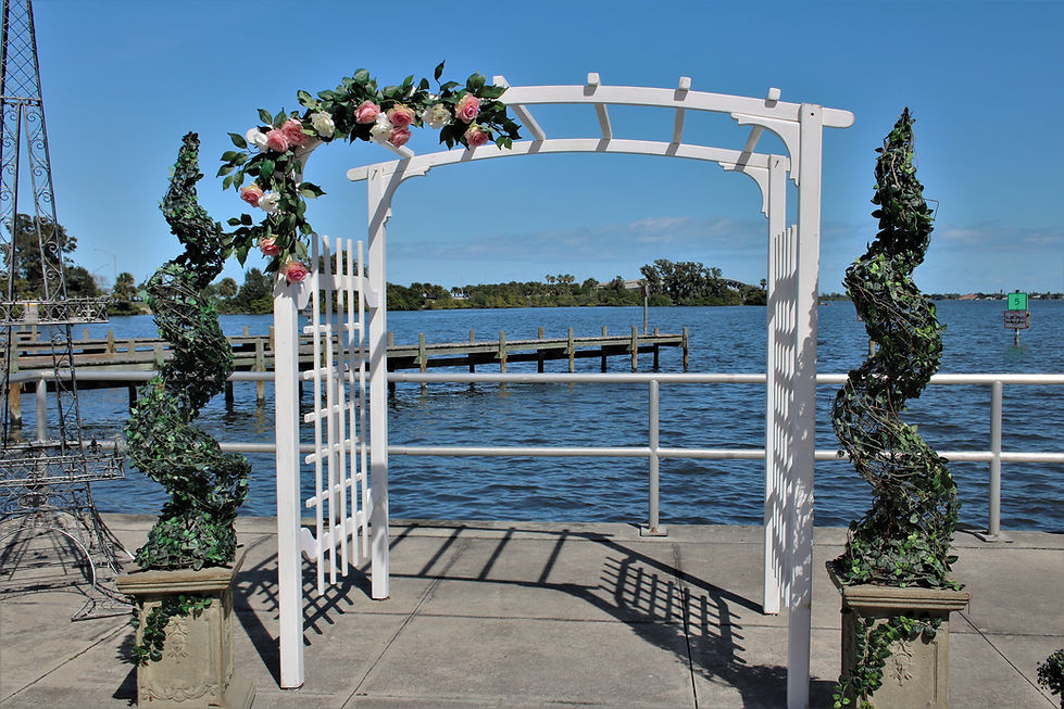 beautiful coastal venue arch wedding vendor