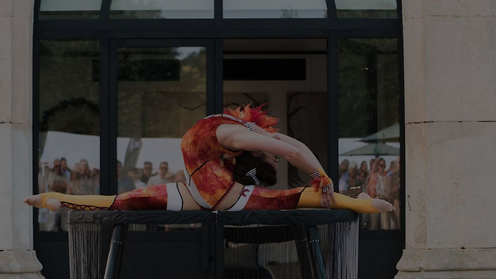 Emma Contorsionniste