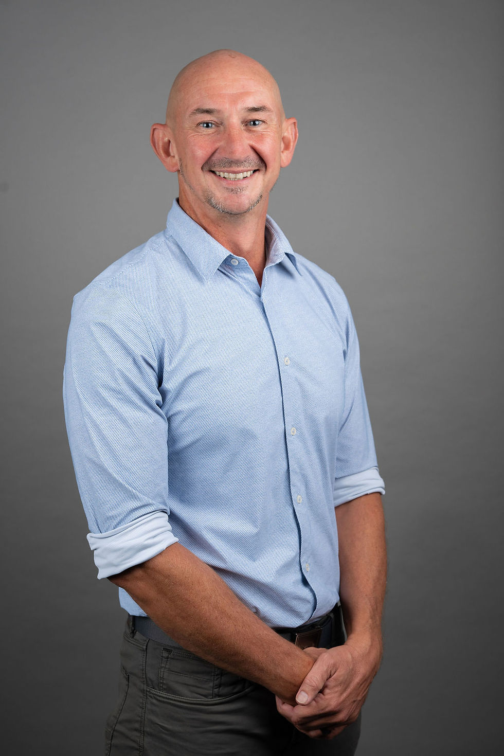 ROB GRAVES EIVSOM FOUNDER.jpg