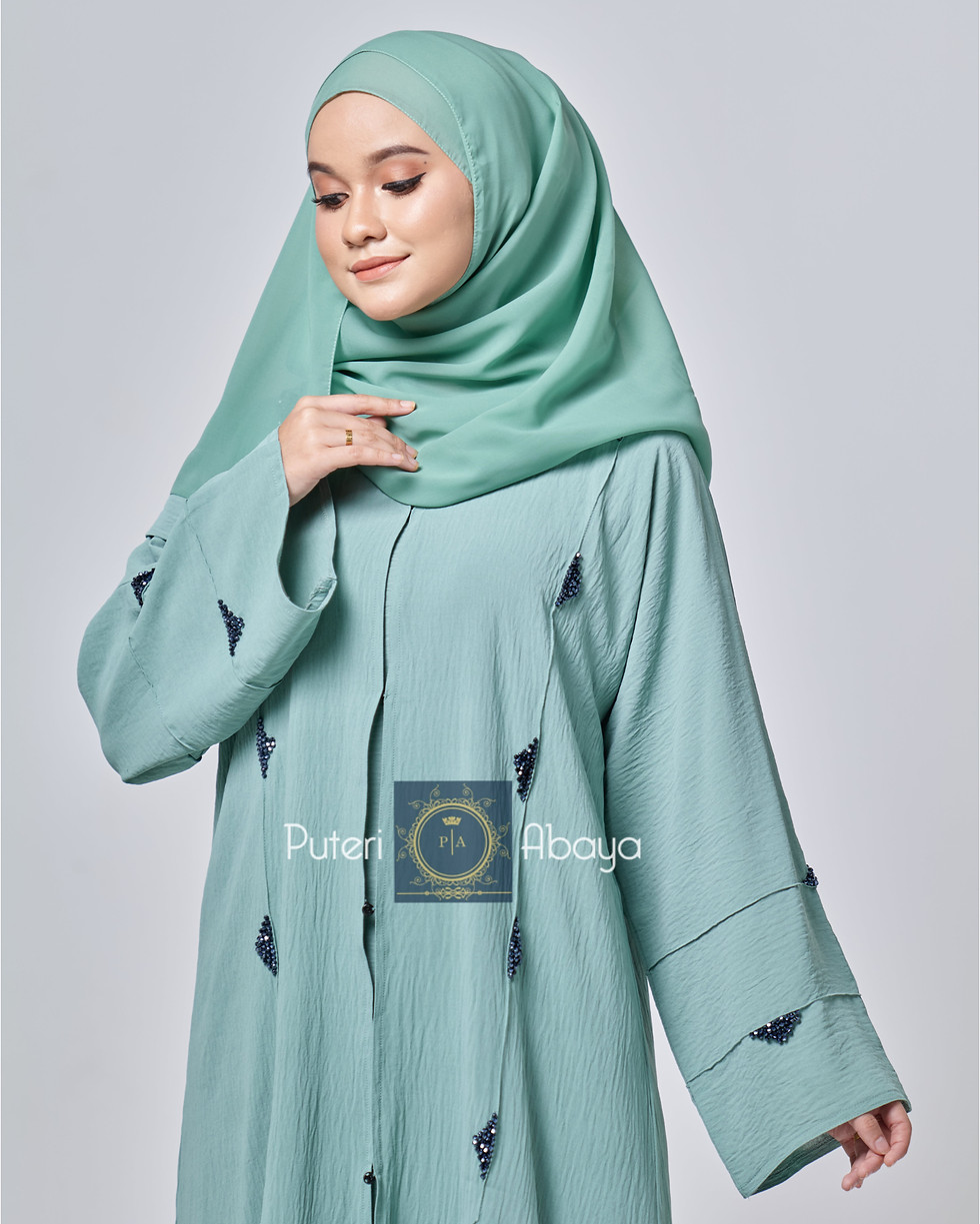 Thumbnail: Ameena Abaya