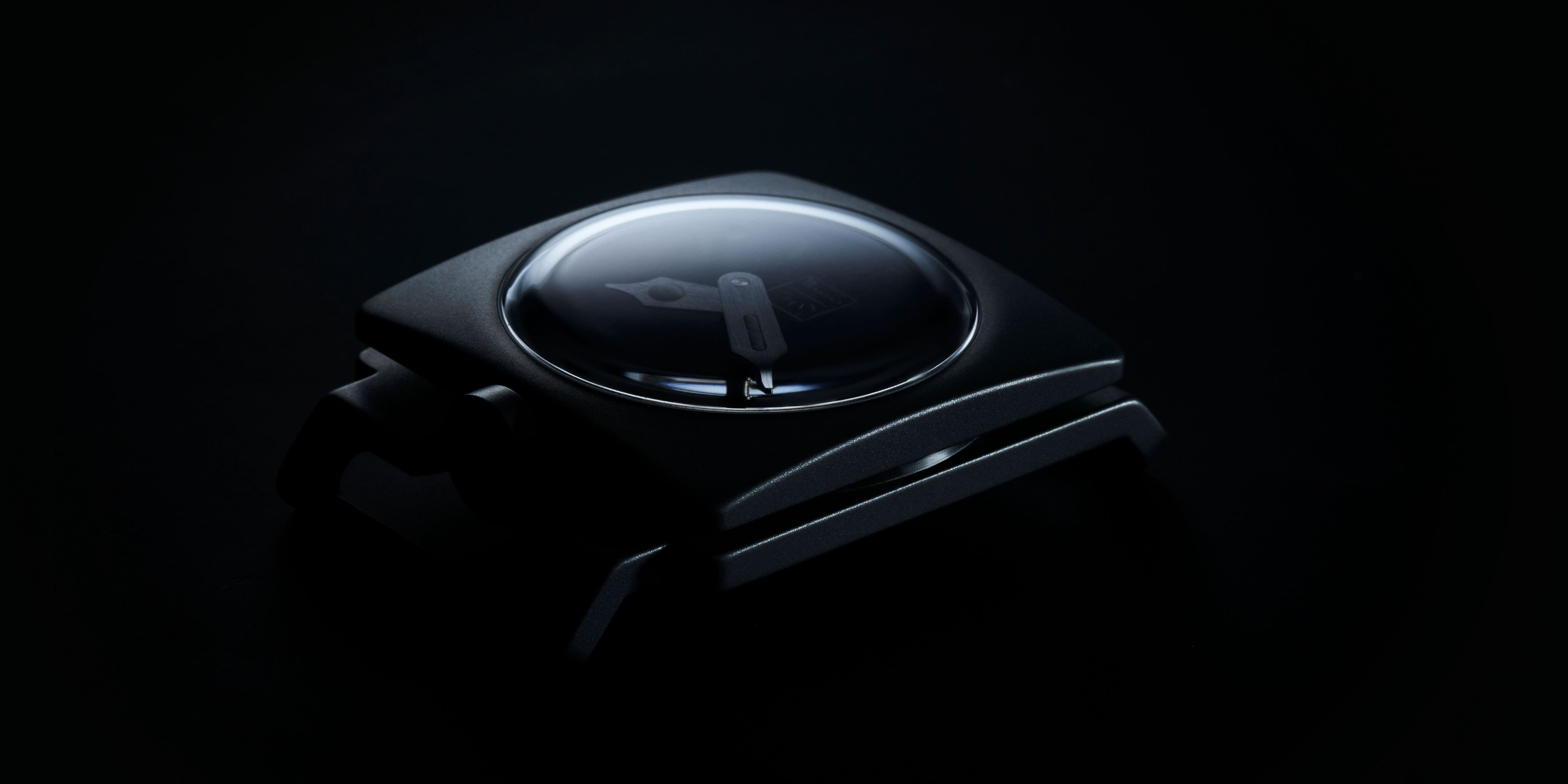 Domed sapphire crystal watch