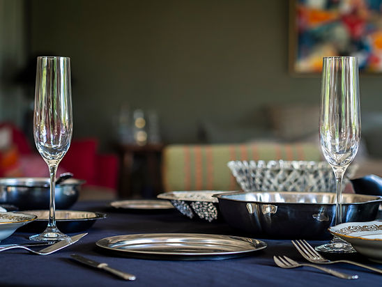 Gros plan sur la table du Souper