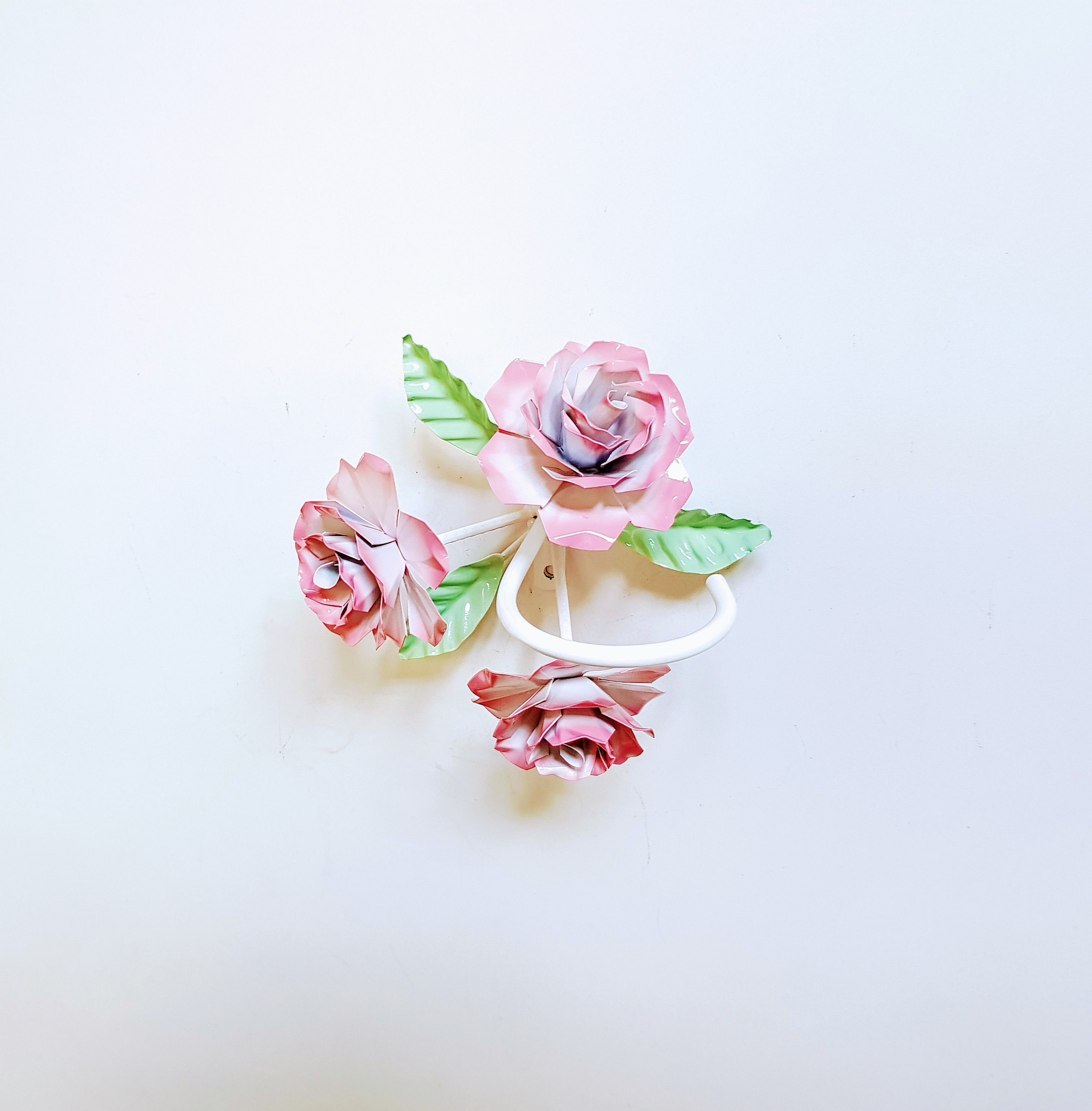 Dossel de teto com flor de ferro