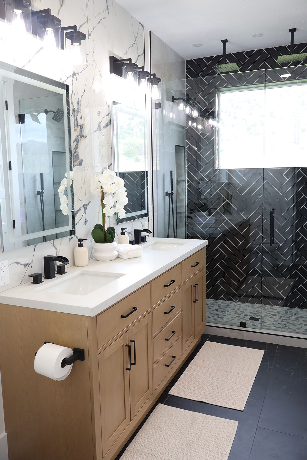 High-end Bathroom