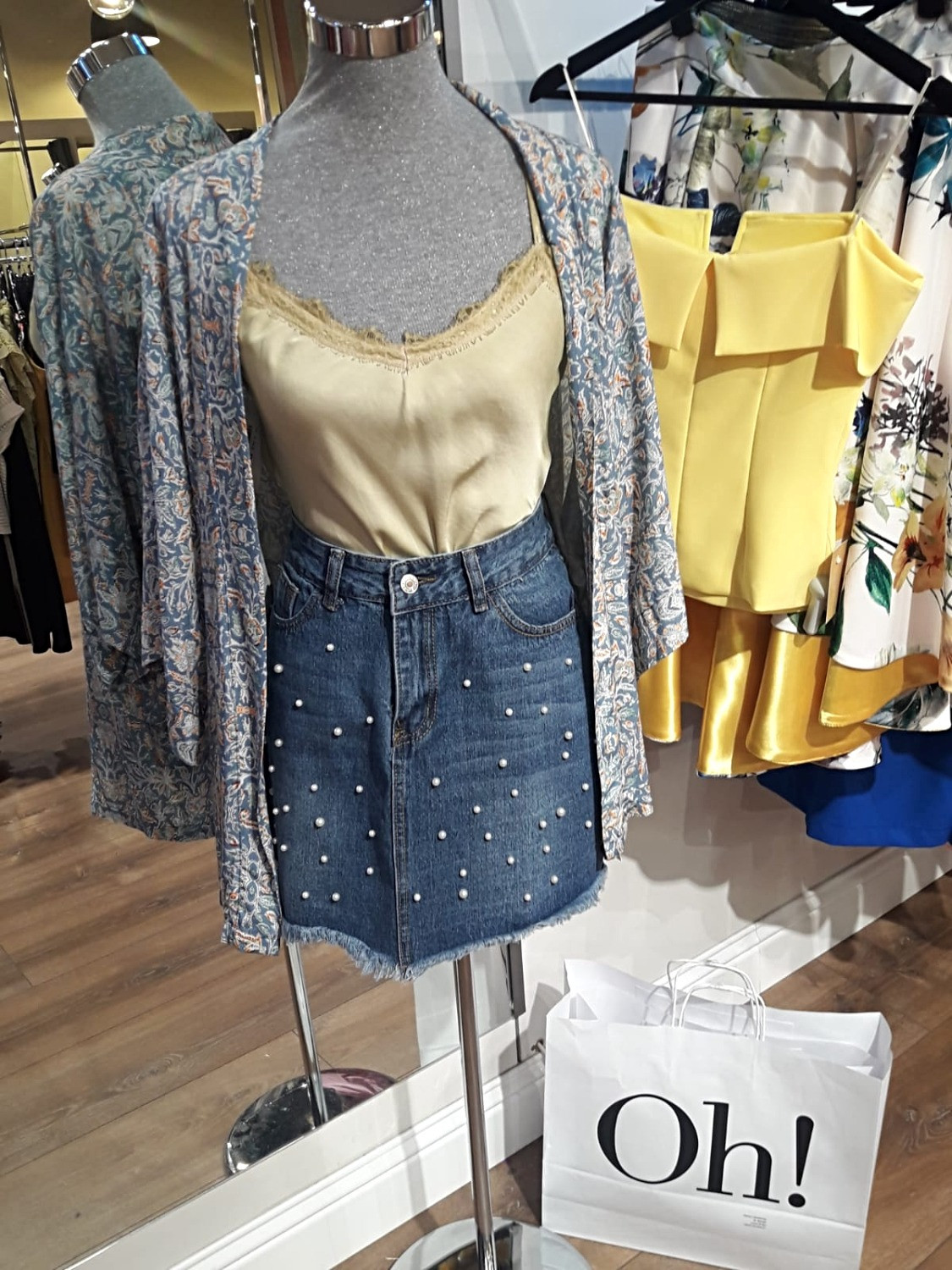 CHAQUETA SUELTA