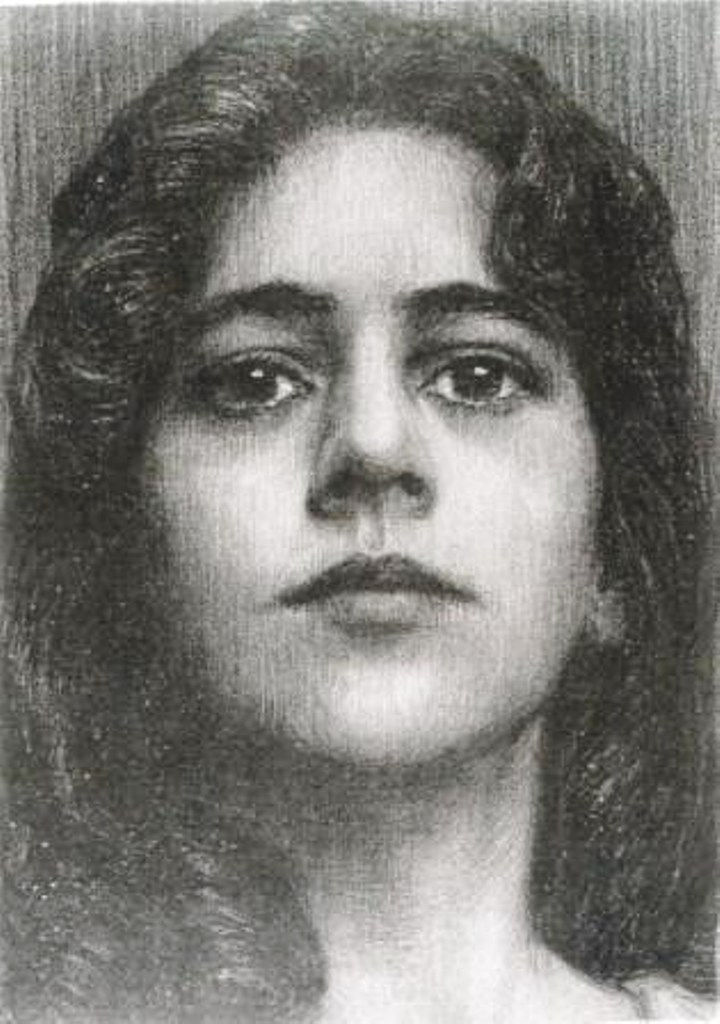 Frauenkopf en_face
