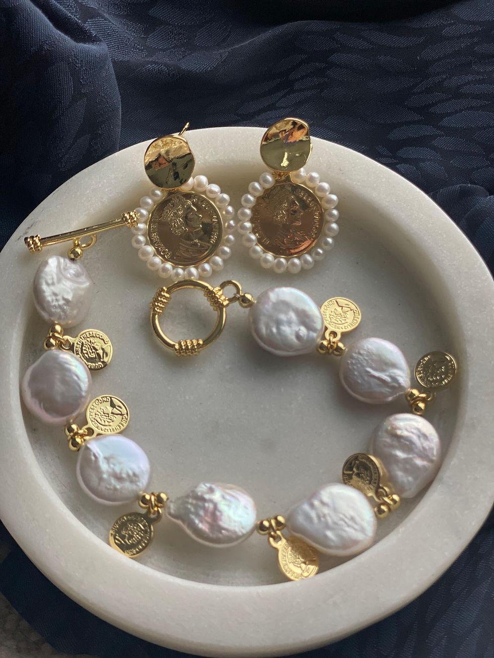 Thumbnail: Baroque Pearl and Coin Bracelet