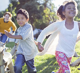 niños corriendo