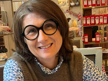 Anne, artiste doreuse réalise des tableaux et objets à l'or. Elle nous a rejoint à Au fil de l'Art et elle nous explique en vidéo pourquoi !